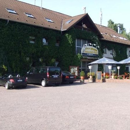 Hotel Restaurant Zur Hexe Überherrn Exteriér fotografie